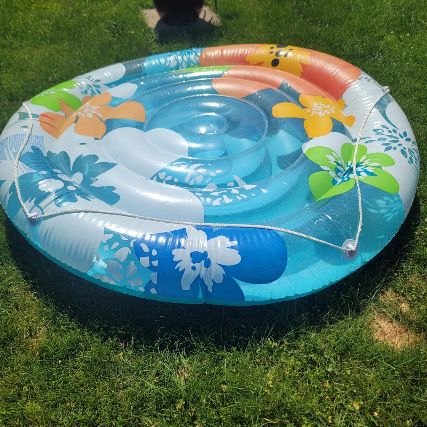 Inflatable Floatie with Tropical Floral Design - photo 2