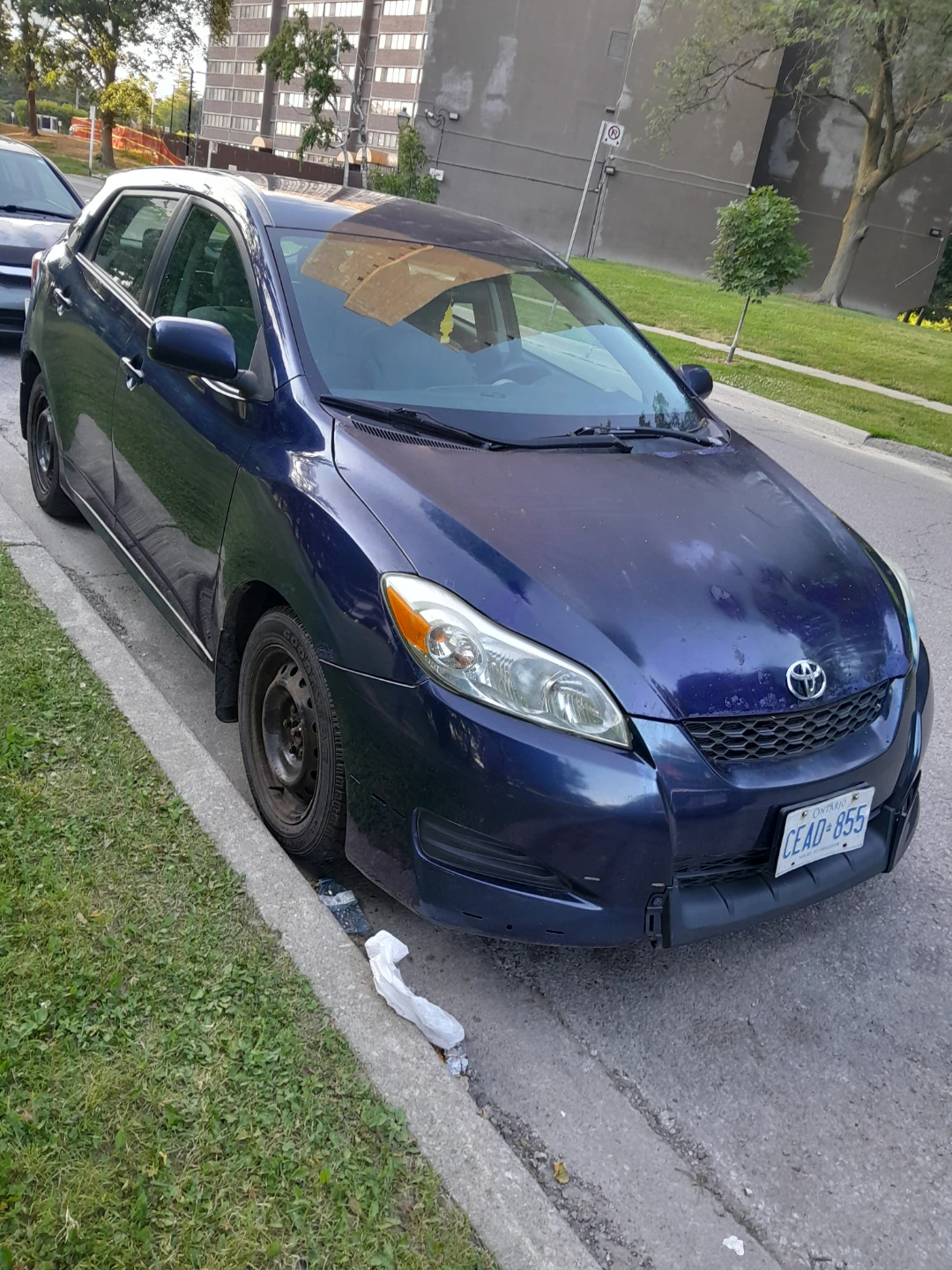 TOYOTAL  MATRIX 2010, ODOMETER 270 000, PRICE 4500. AS IS, - photo 4