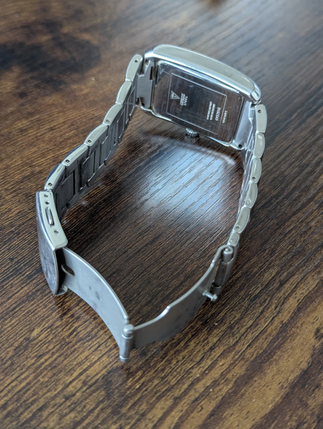 Guess Watch - Needs Battery - photo 3
