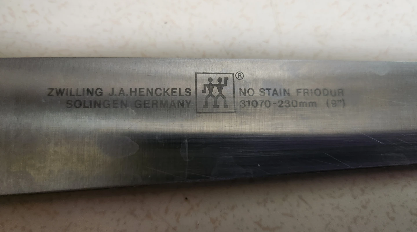 Zwilling J.A. Henckels No Stain Friodur Chef's Knife - photo 2