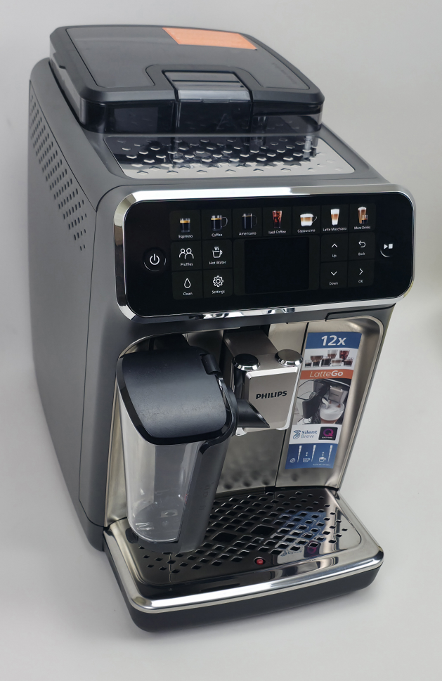 Philips 4400 Series Fully Automatic Espresso Machine - photo 3