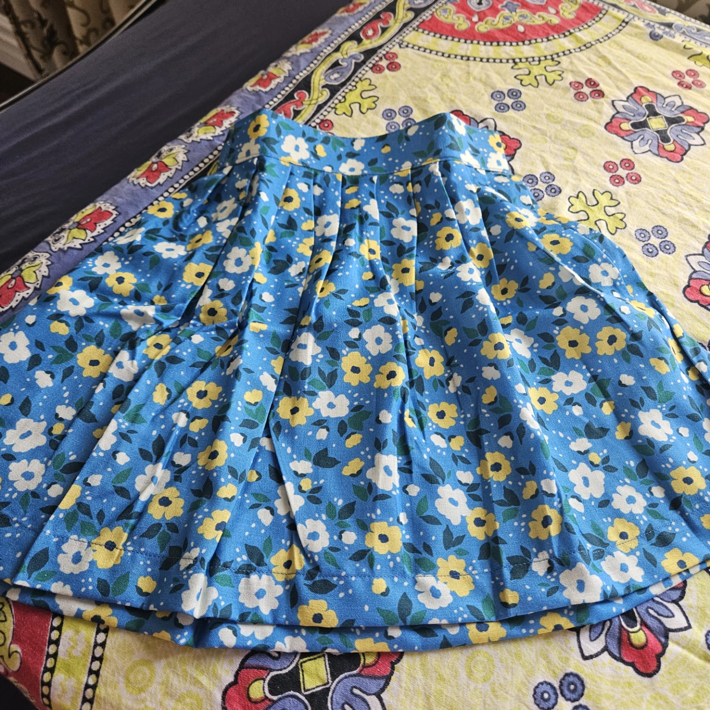 Brand new Blue Floral Skirt and Polka Dot Top Set - photo 4