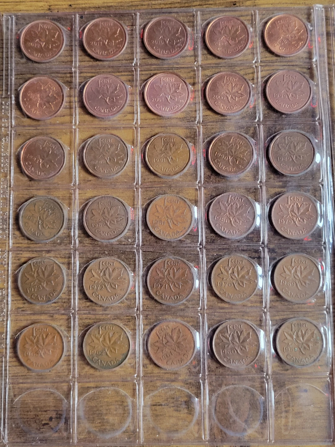 Collection of Canadian Cents Coins - photo 3