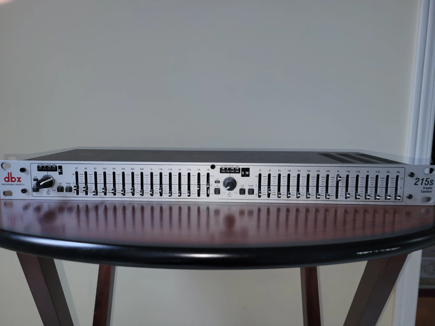 dbx 215s Stereo Graphic EQ / Equalizer