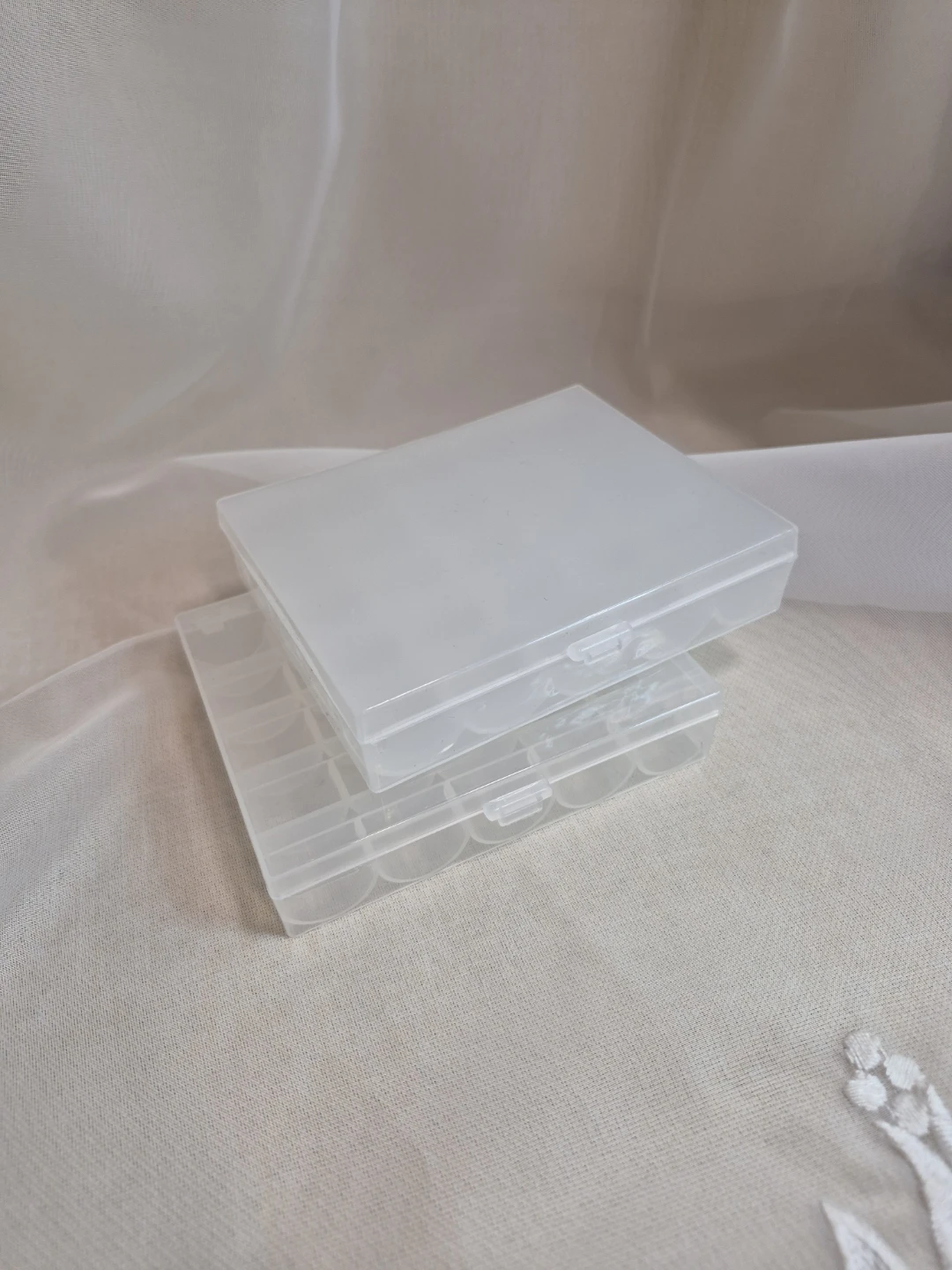 2 Plastic Bobbin Holder Containers each hold 25 - photo 2