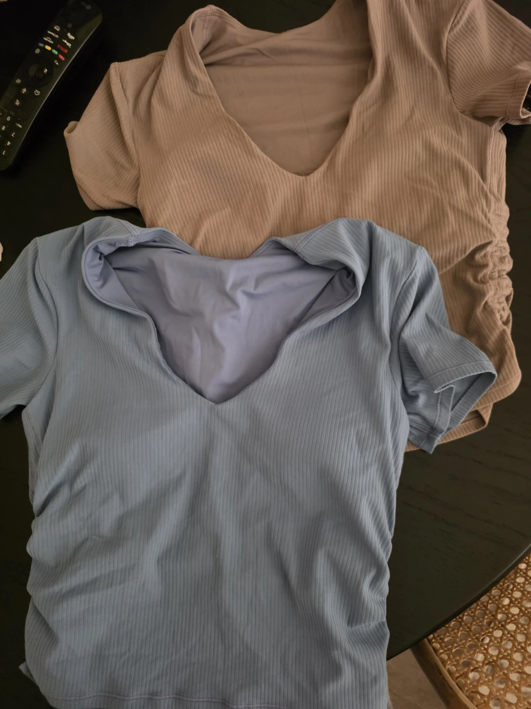 2 lululemon Ribbed Ruched Tops - size small.Blue & Tan