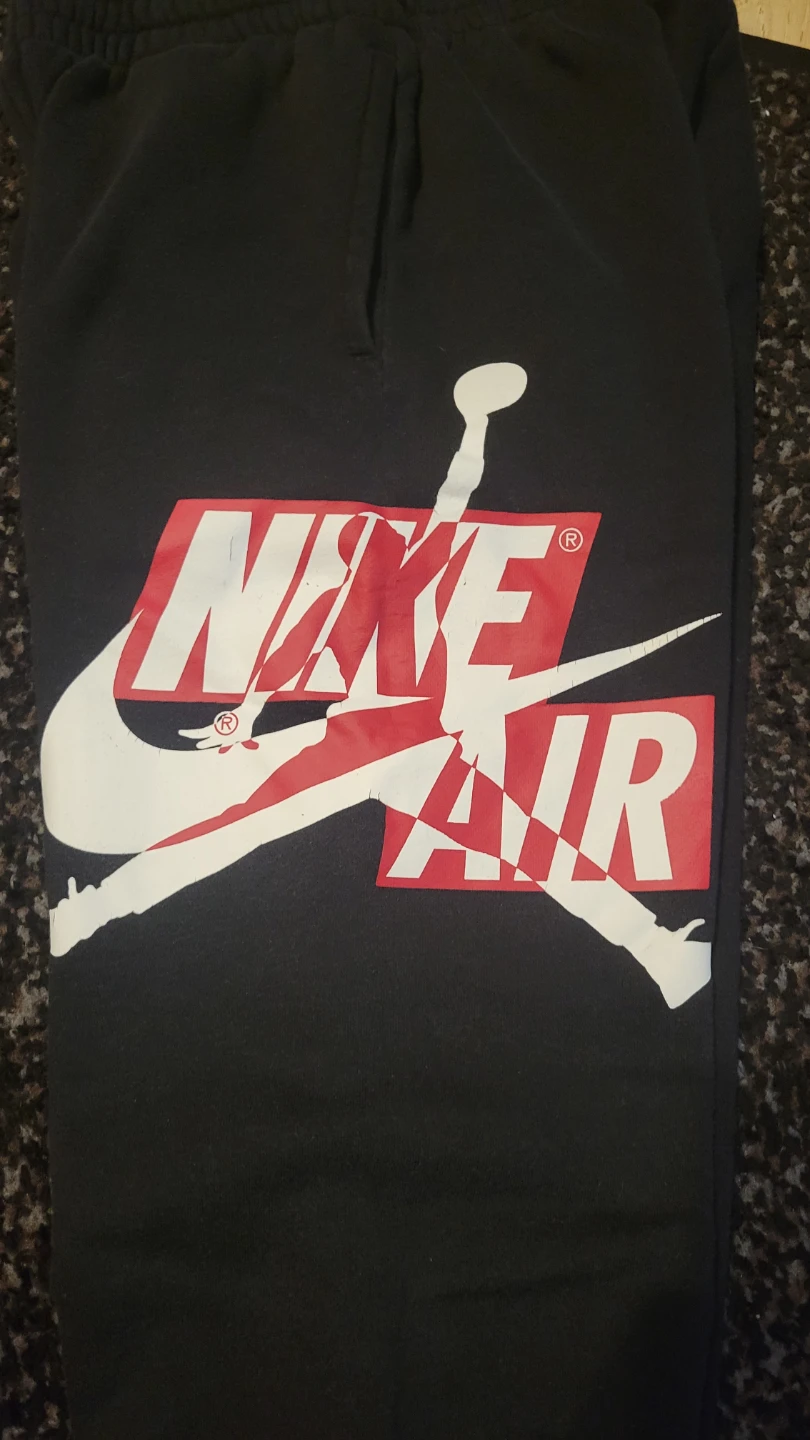 Nike Air Jordan Joggers - photo 2
