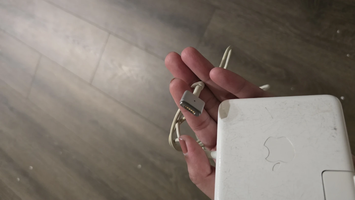 Apple MagSafe 2 Power Adapter 85W - photo 2