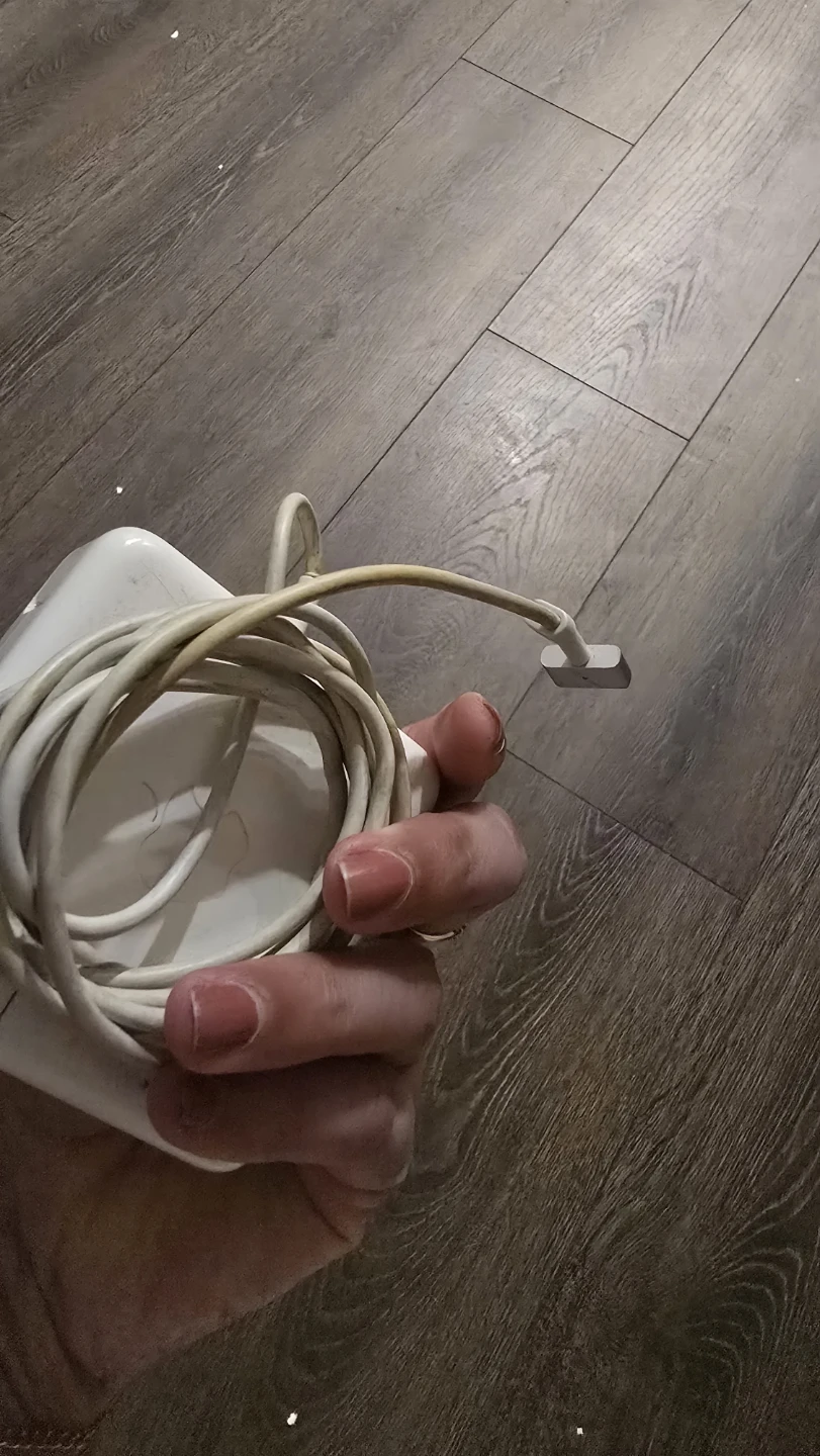 Apple MagSafe 2 Power Adapter 85W - photo 3