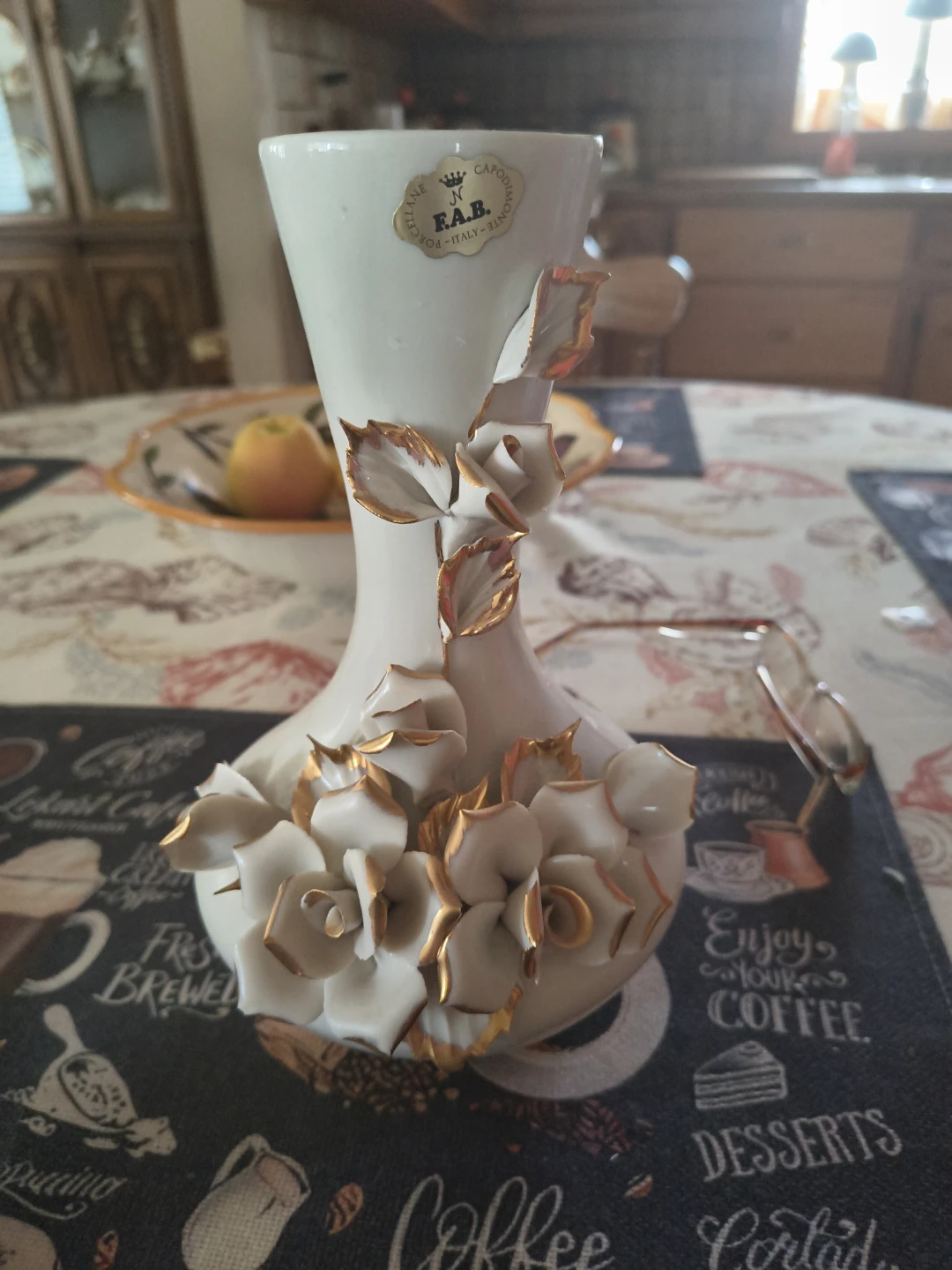 F.A.B. Capodimonte Vase with Roses - photo 5