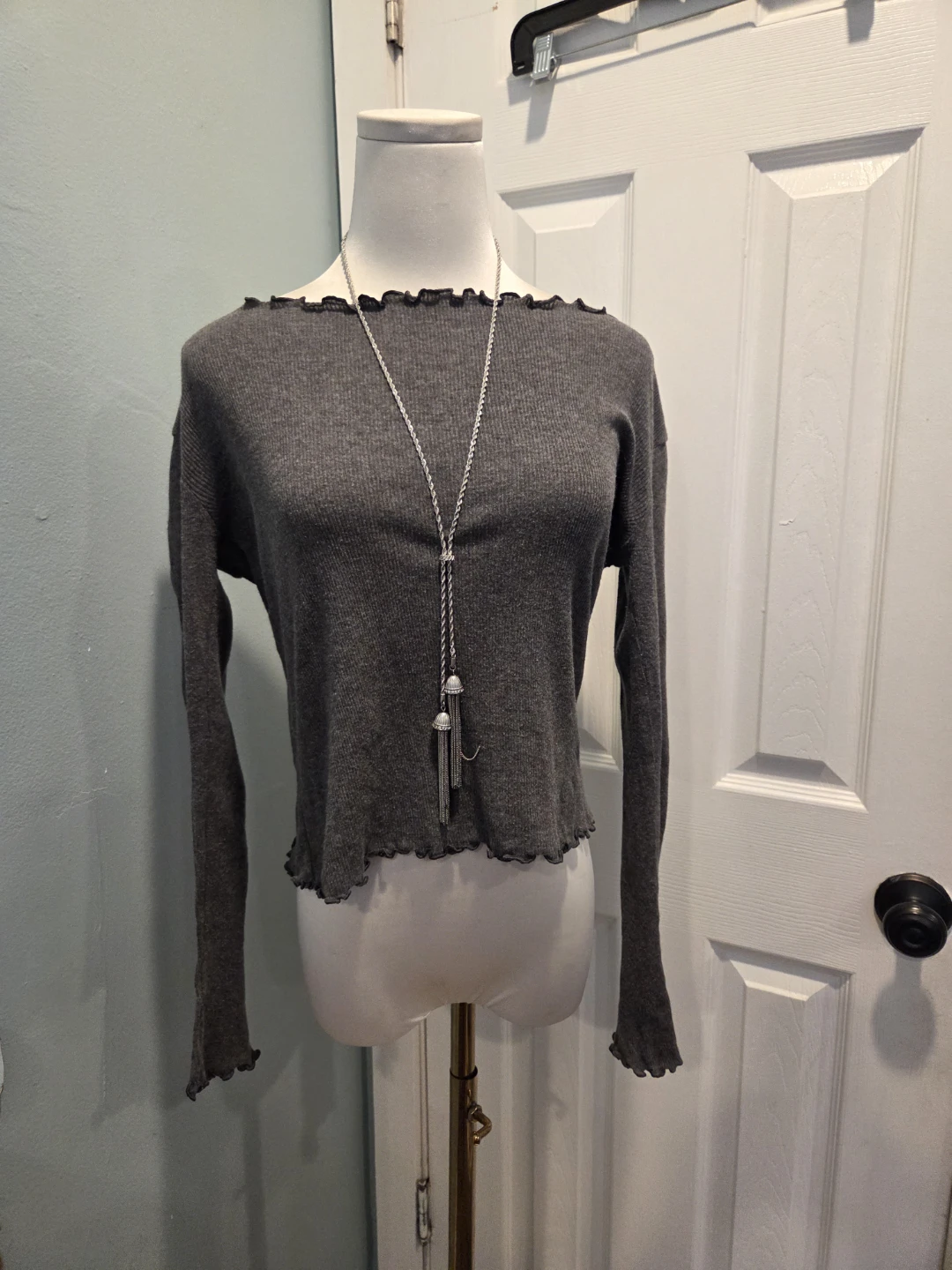 GAP Gray Long Sleeve Top Size S