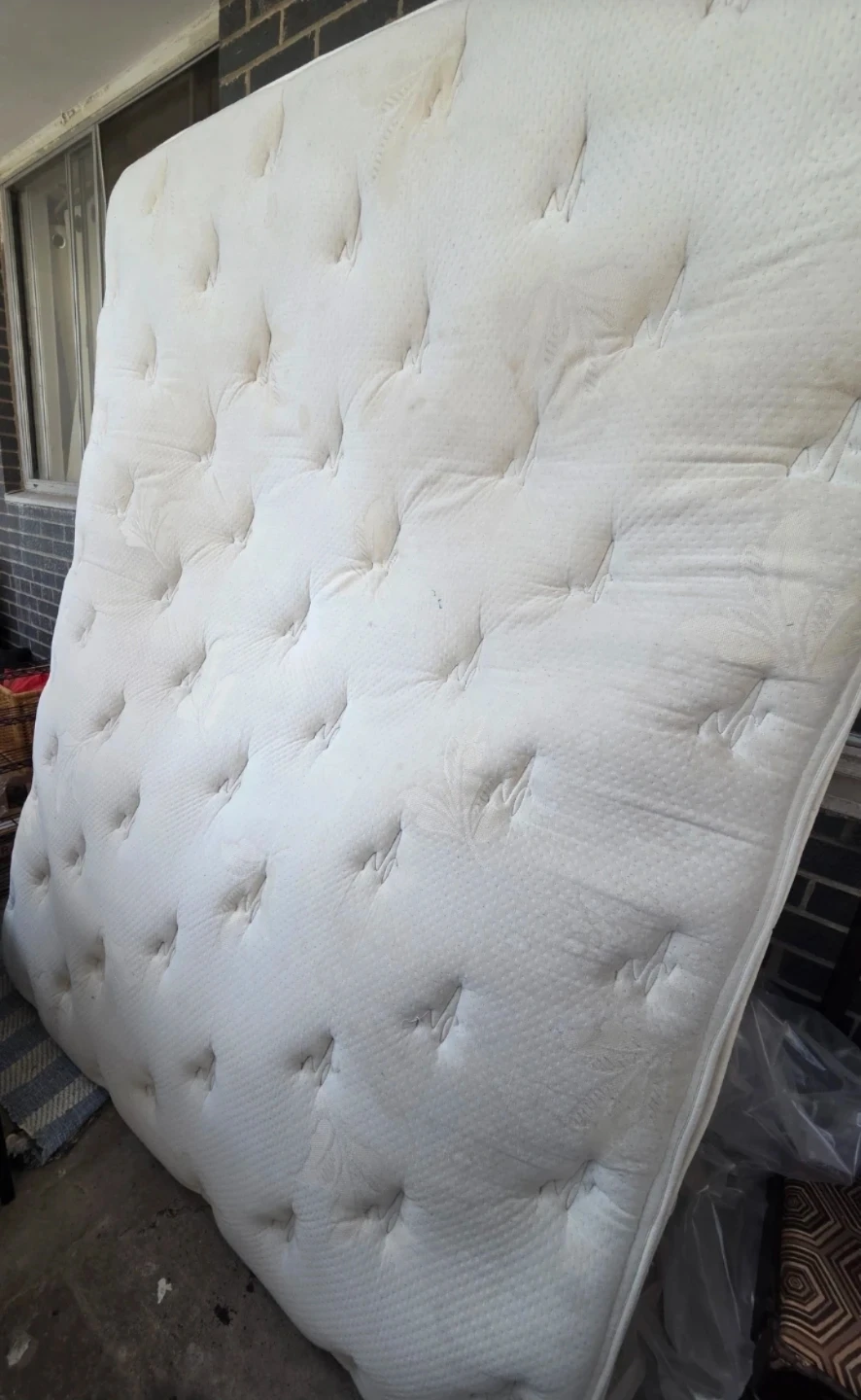 Queen mattress