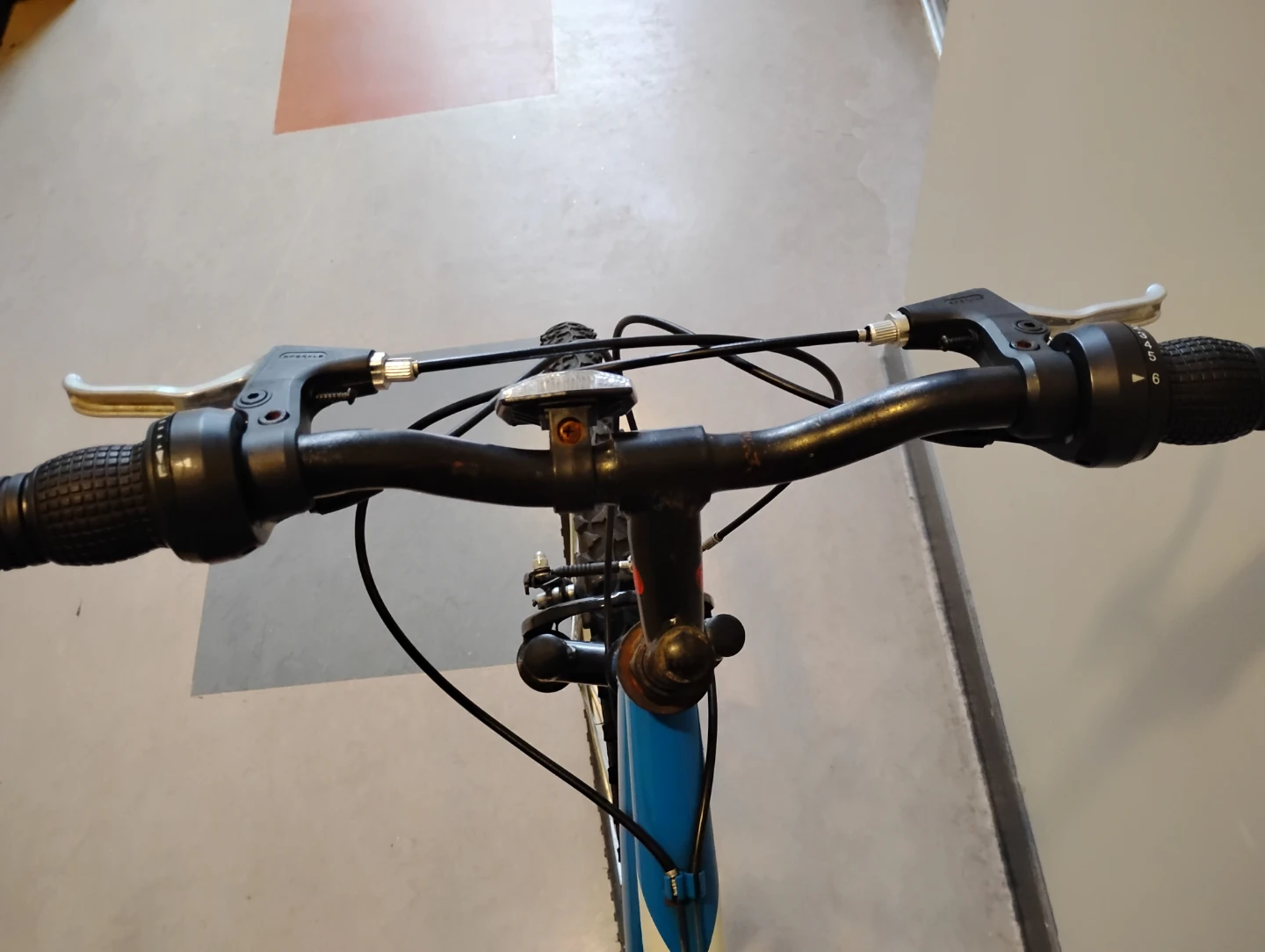 16 speed mountain bike - photo 2