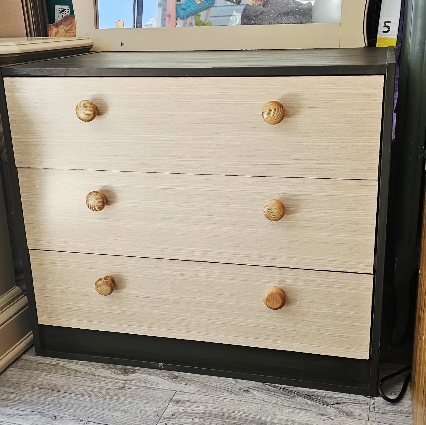 Drawer Dresser