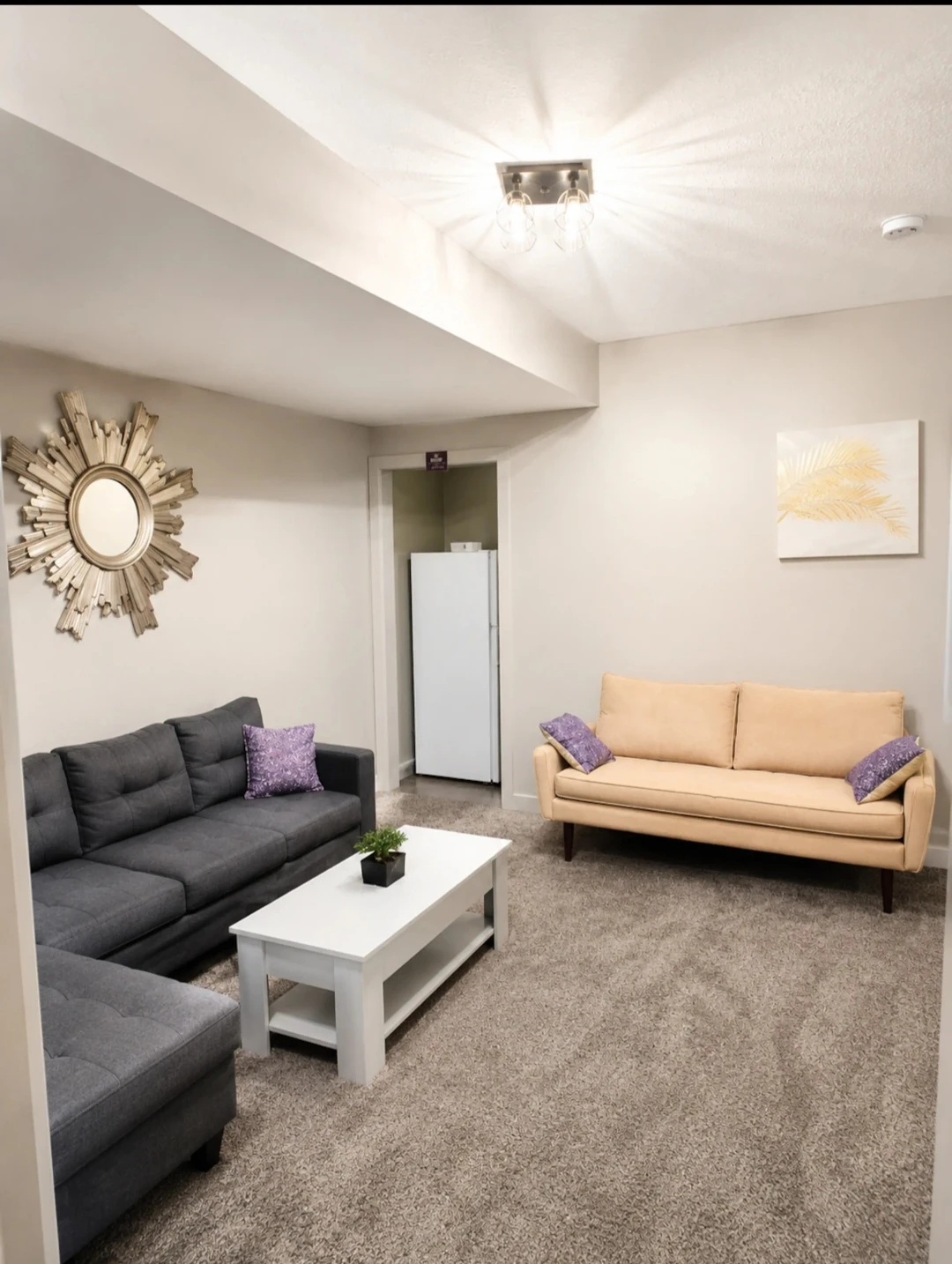 BEAUTIFULLY FURNISHED & SPACIOUS 1-BEDROOM BASEMENT FOR RENT