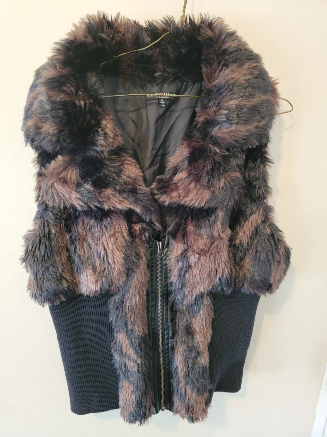 Ashley & Storm Faux Fur Vest Size XL - photo 2