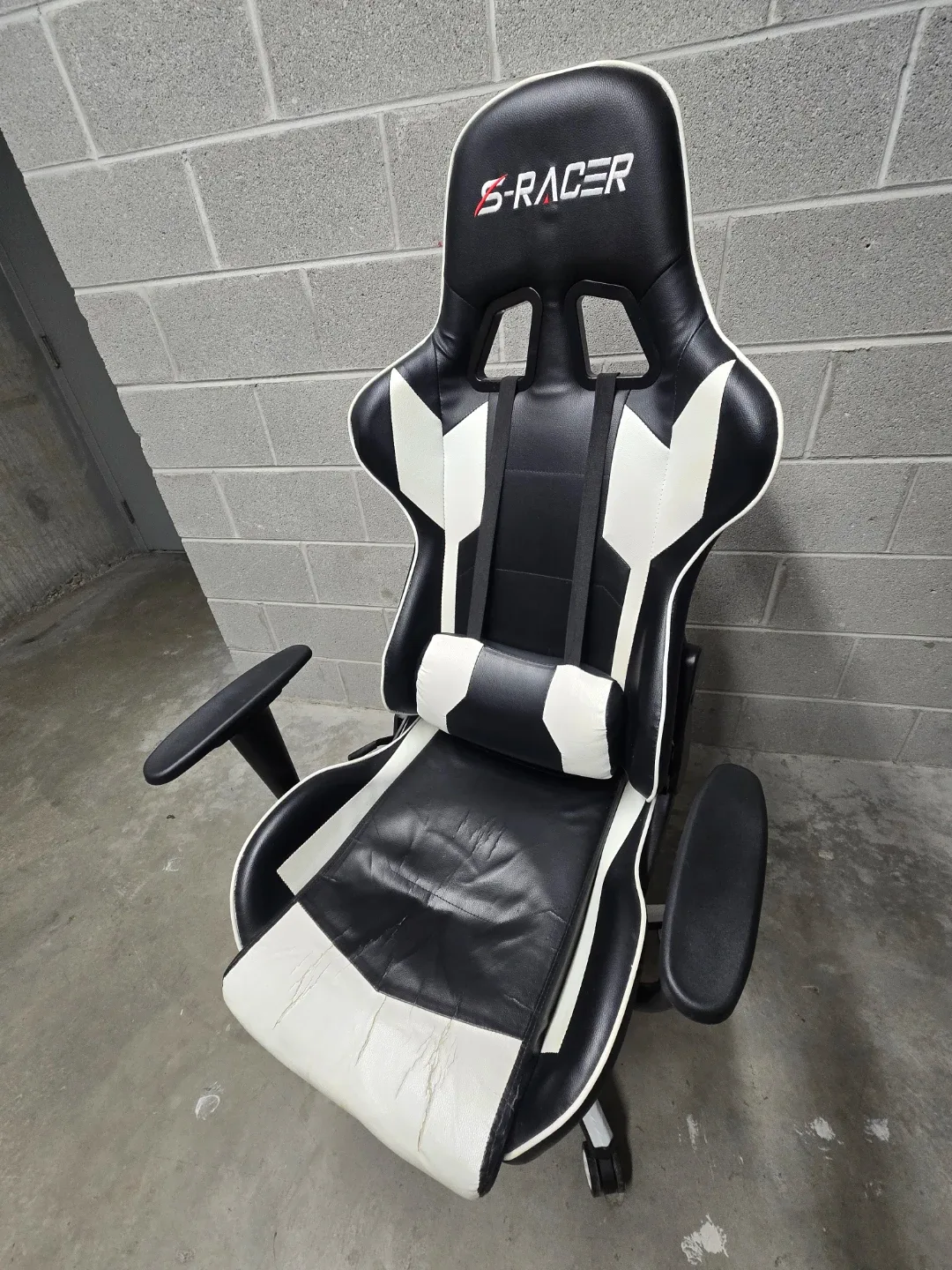 S-Racer Gaming Chair