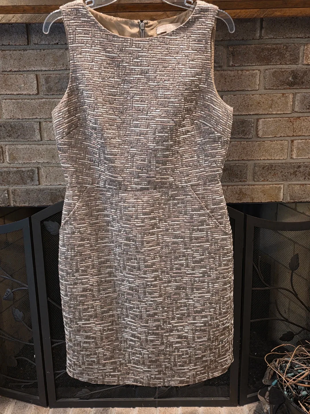 Banana Republic Taupe Sleeveless Textured Sheath Dress Size 8 - photo 2