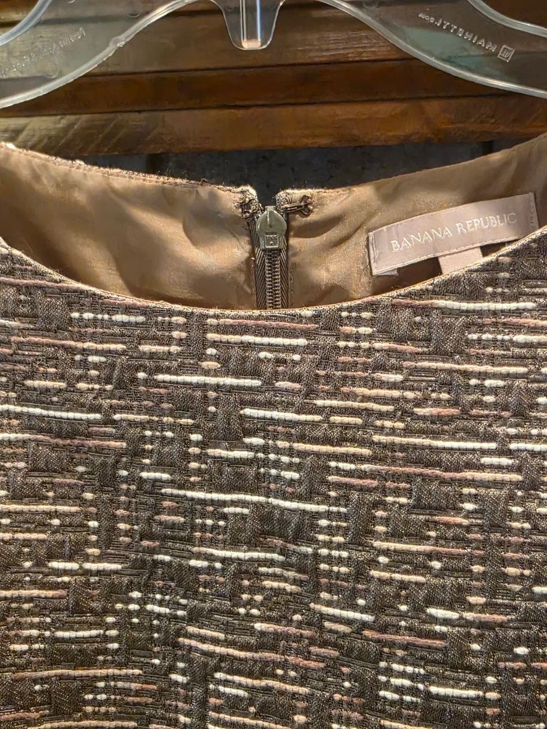 Banana Republic Taupe Sleeveless Textured Sheath Dress Size 8 - photo 3