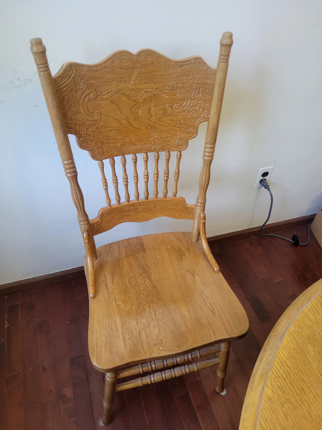 Wooden Dining set (table + Set of 4 chairs) - photo 3