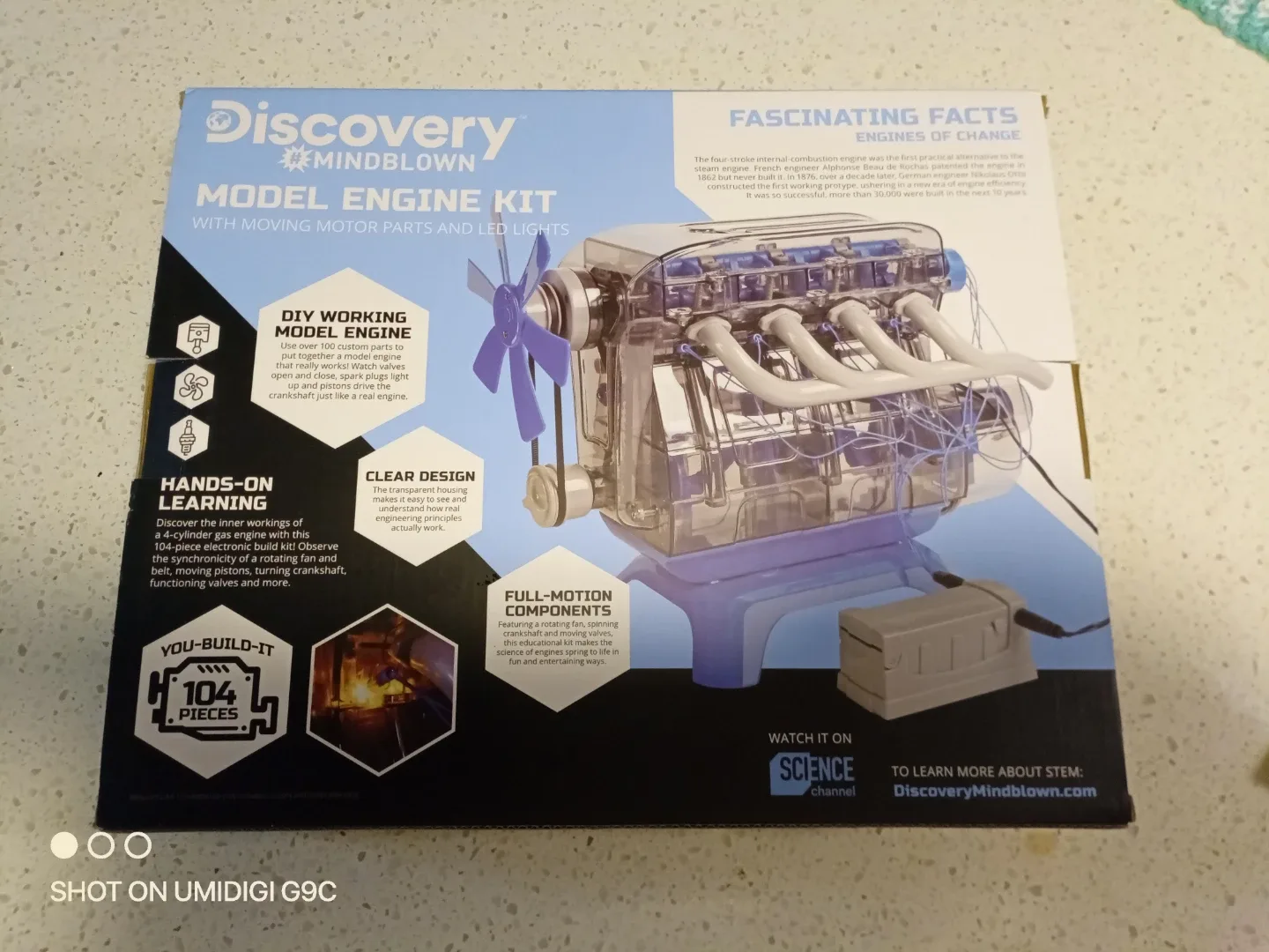 Discovery Mindblown Model Engine Kit with Moving Motor Parts - photo 2