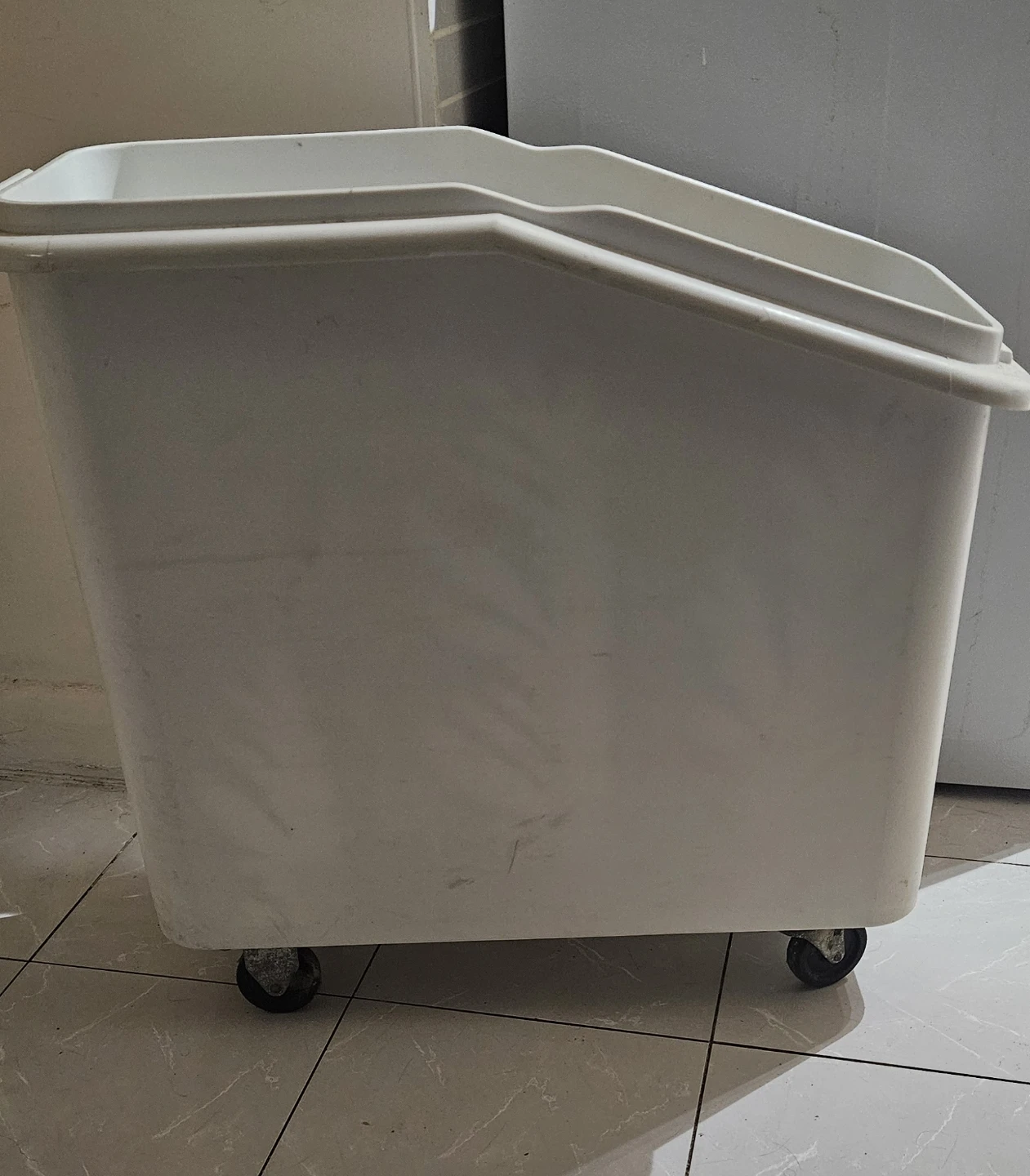 White Plastic Rolling Bin