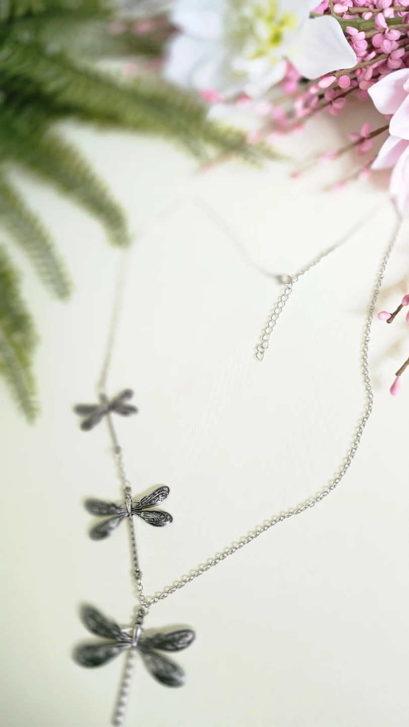 Silver Tone Dragonfly Charm Necklace - photo 5