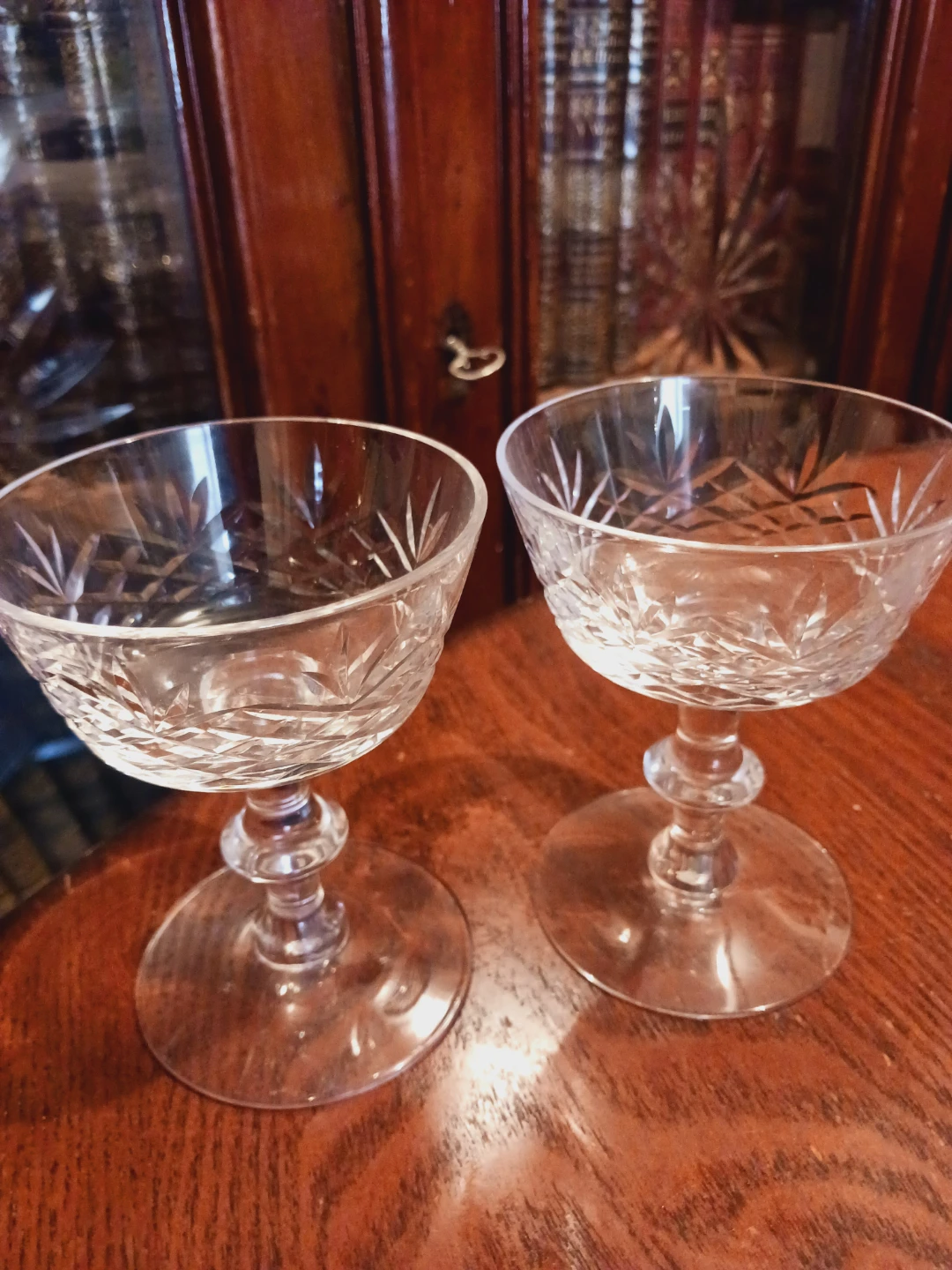 Set of 2 Crystal Coupe Cocktail Glasses