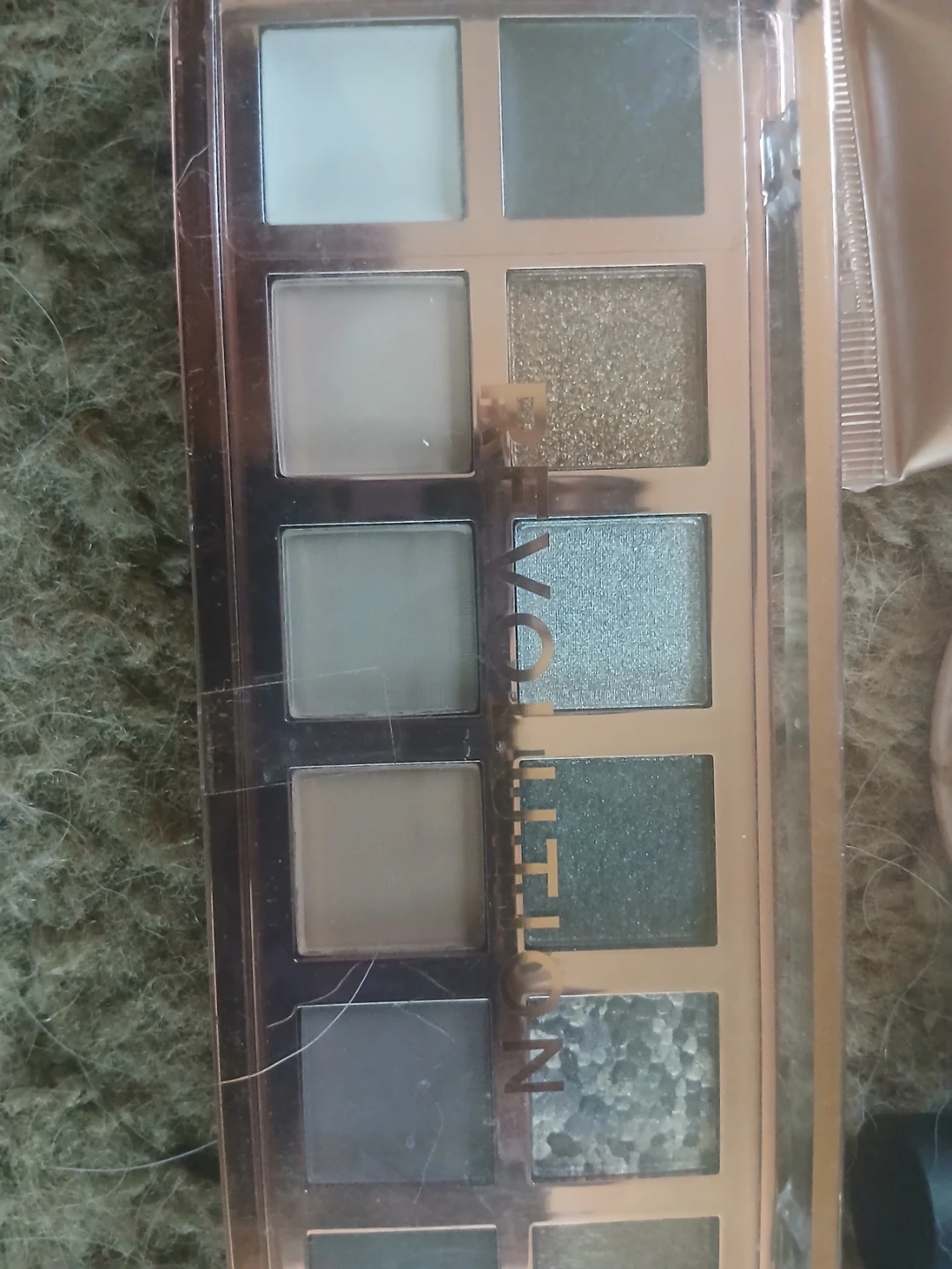 Revolution x Makeup Revolution London Eyeshadow Palette - photo 5