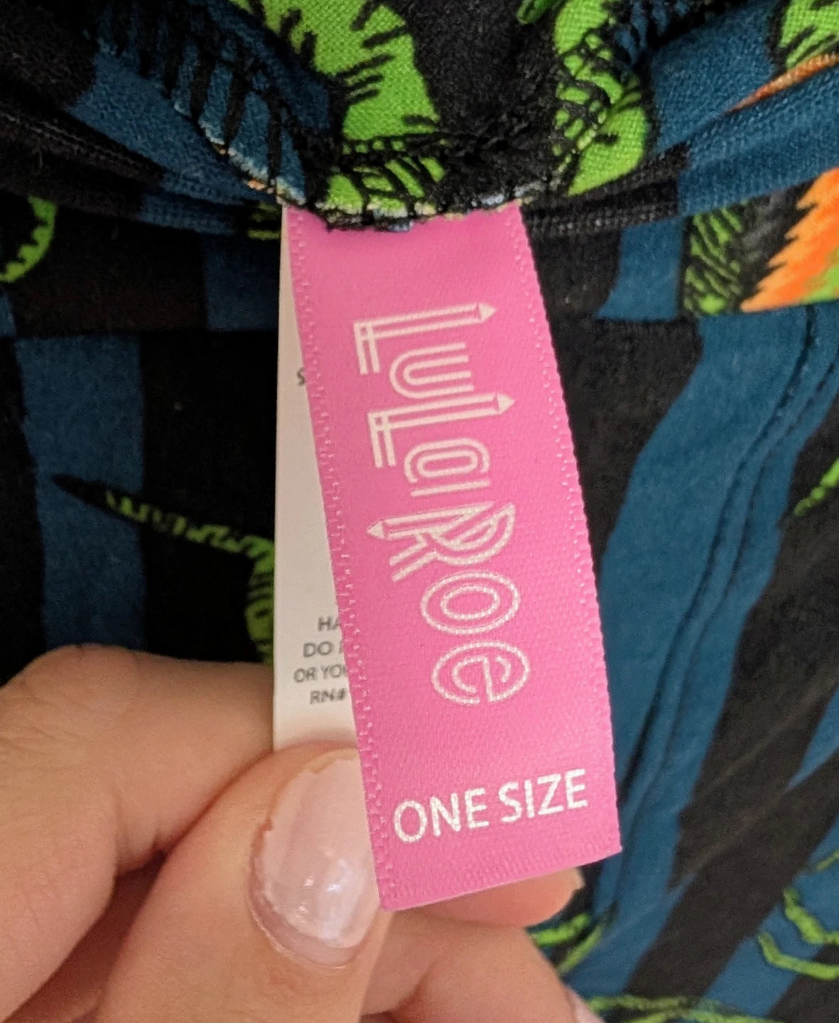LuLaRoe One Size Spider Print Leggings - photo 2