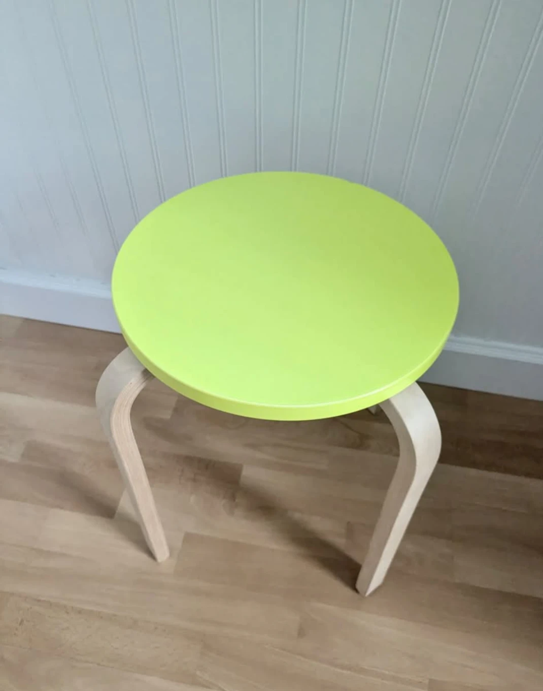 Small IKEA Stool/Table x1 - photo 2