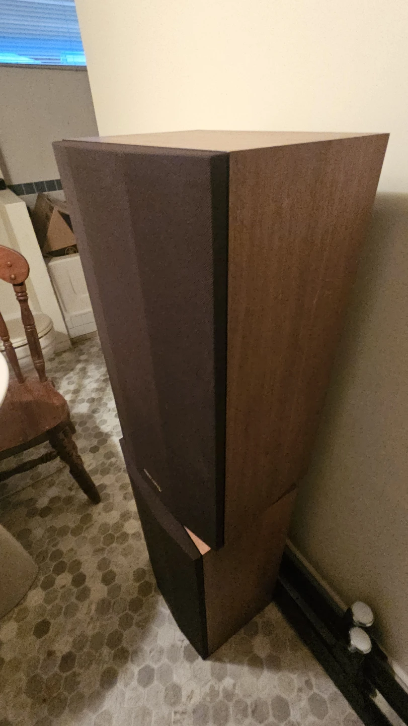 Realistic Optimus-50 Speakers - photo 3