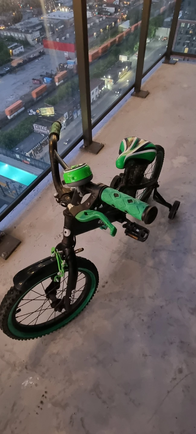 Kids Bike with Training Wheels - photo 3