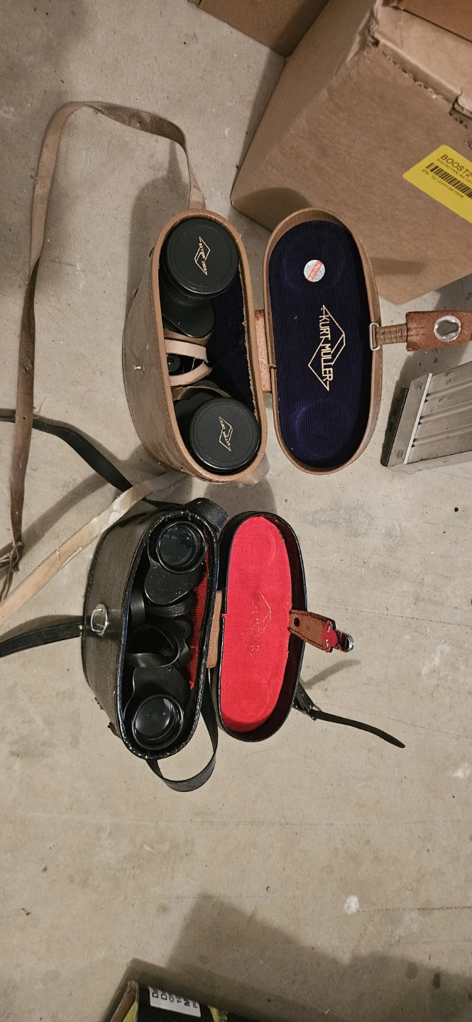 Vintage Binoculars with Leather Case - photo 2