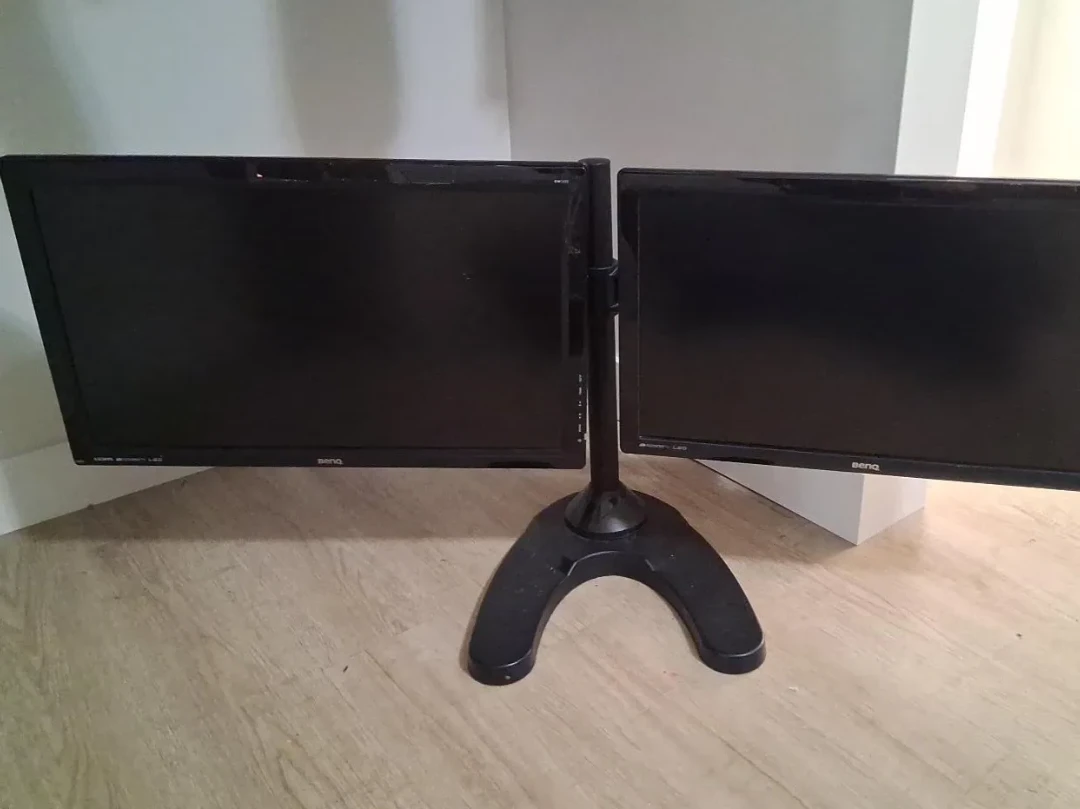 BenQ Dual Monitors