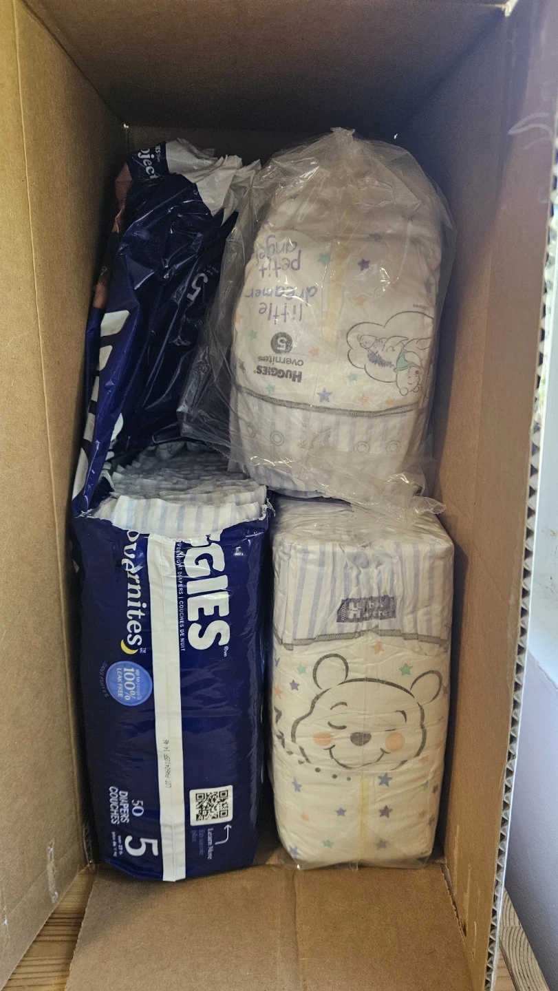Huggies Diapers Size 5 (Overnites & Little Dreamers)