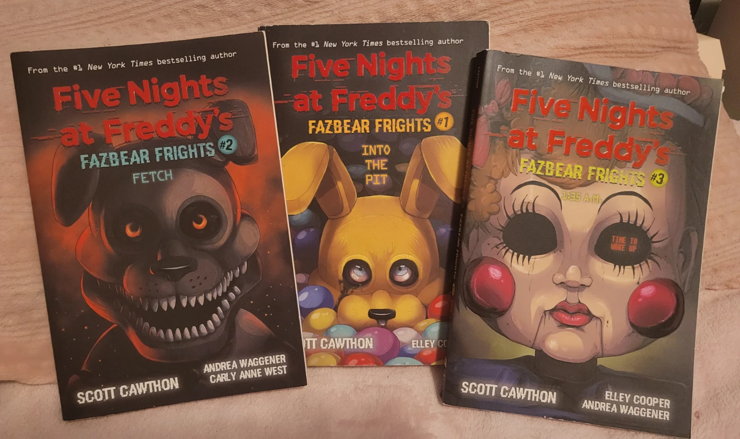 Five Nights at Freddy's Books - photo 2