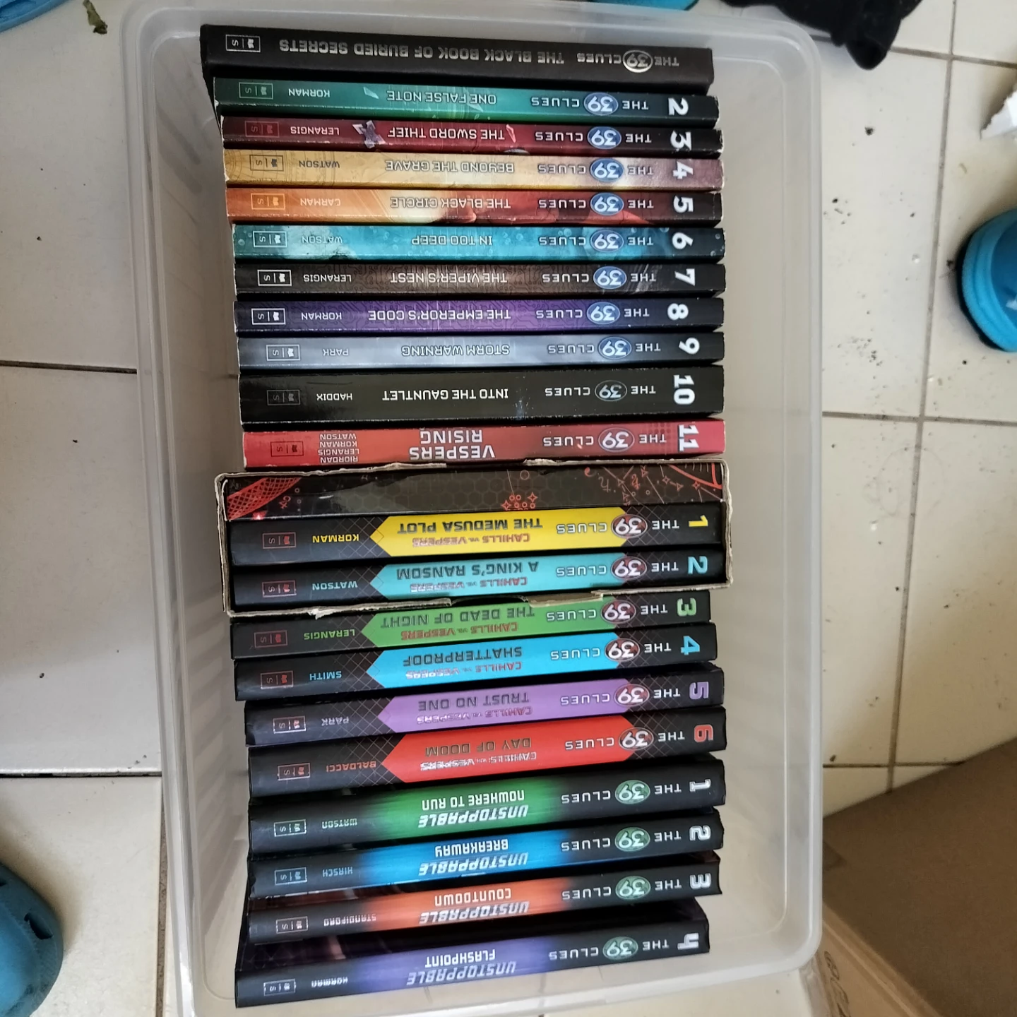The 39 Clues series (includes 3 different sets)