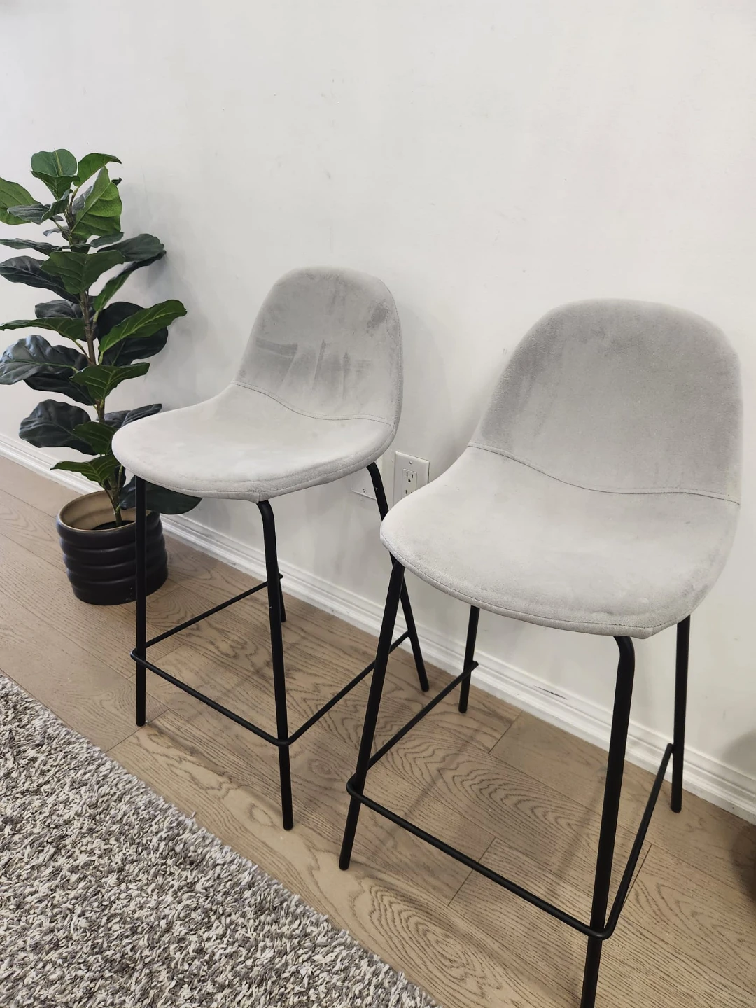 Pair of Grey Velvet Counter Stools - photo 2