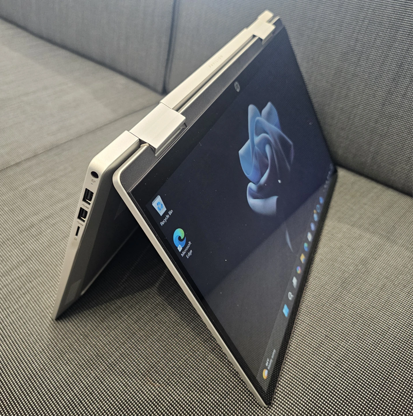 Touchscreen HP Pavilion x360 2-in-1 Laptop 512gb SSD Win11Pro