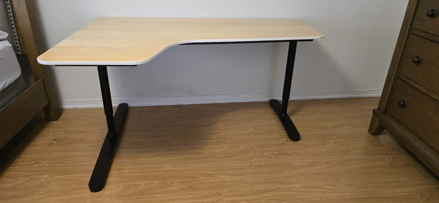 Corner Desk with Light Wood Top and Black Legs