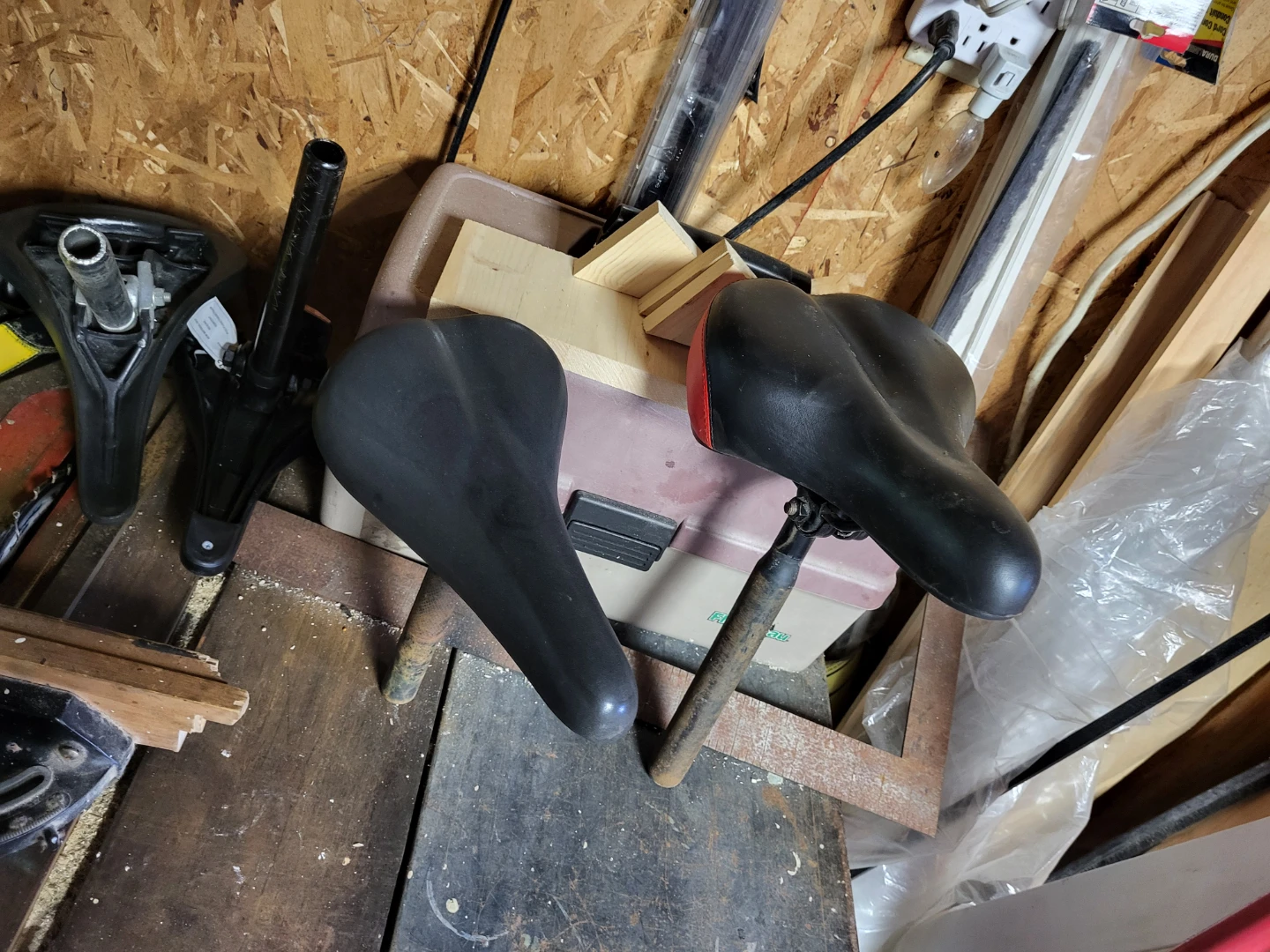 BIKE SEATS LIKE NEW - photo 2