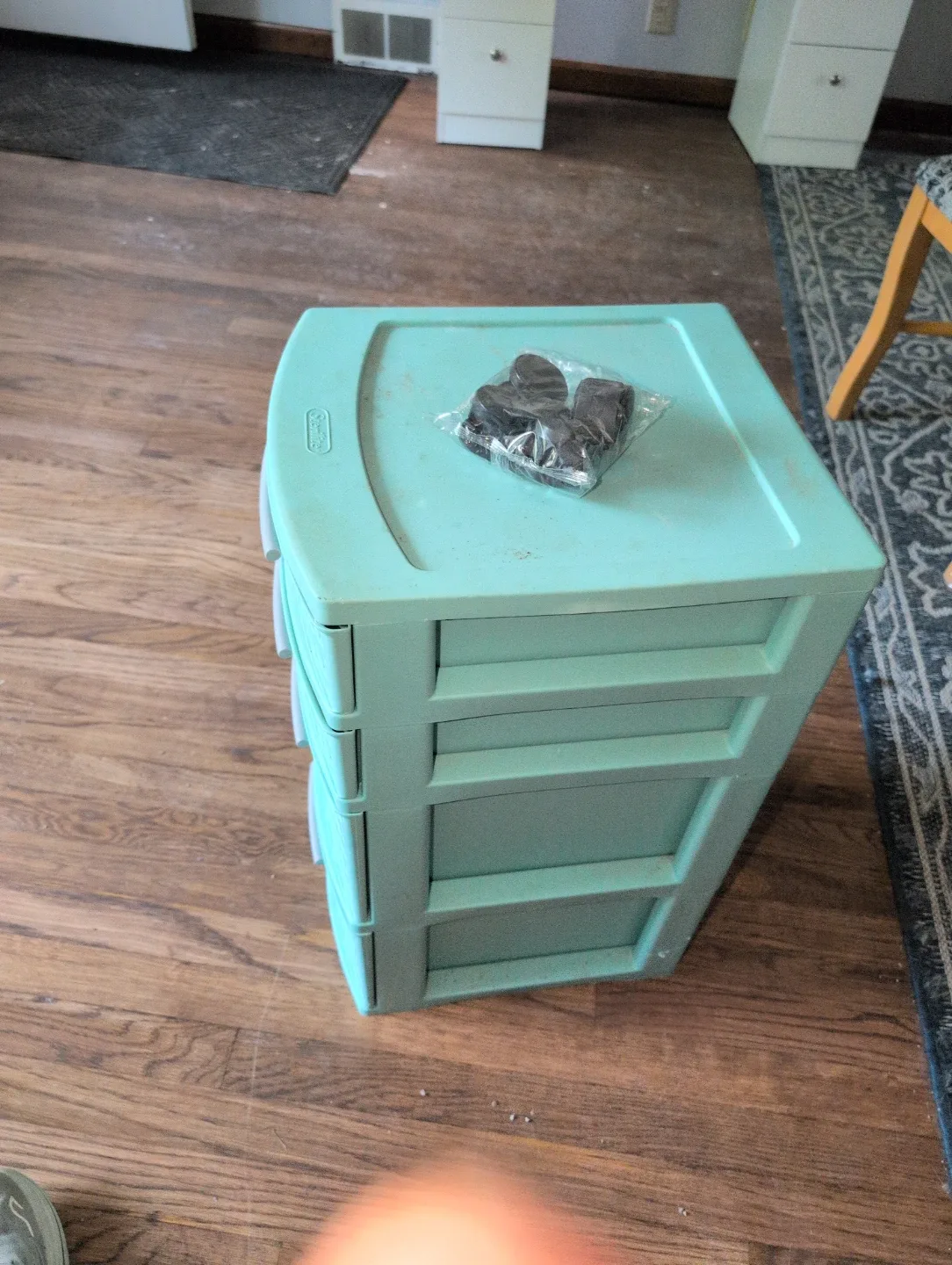 Aqua 4-Drawer Storage Unit - photo 2