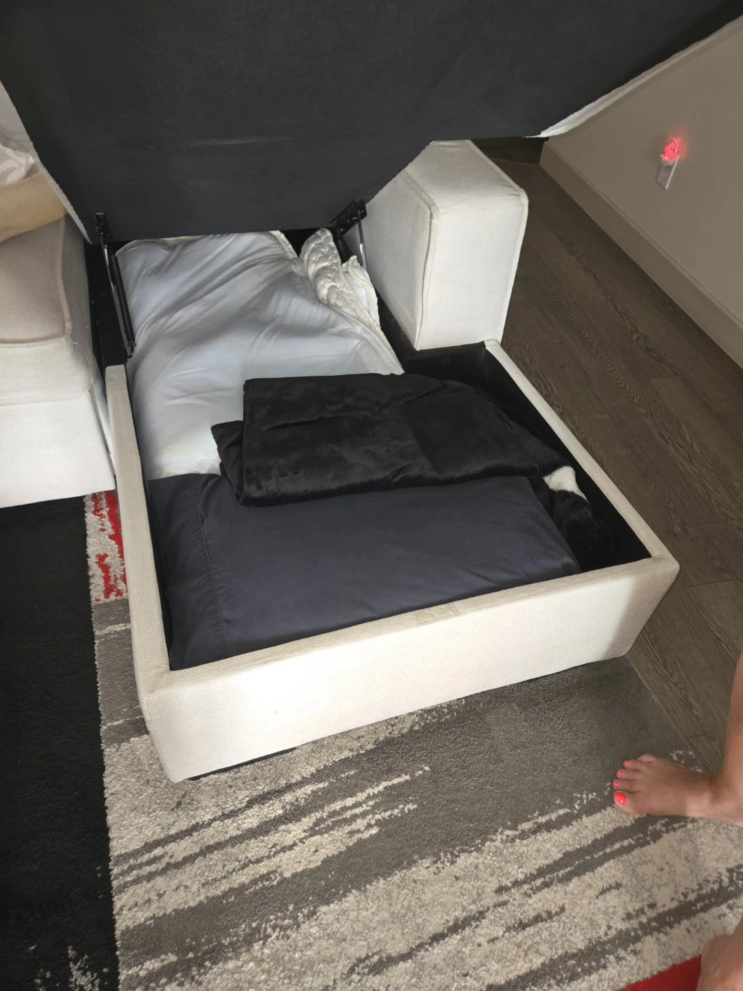 Off white couch - photo 3