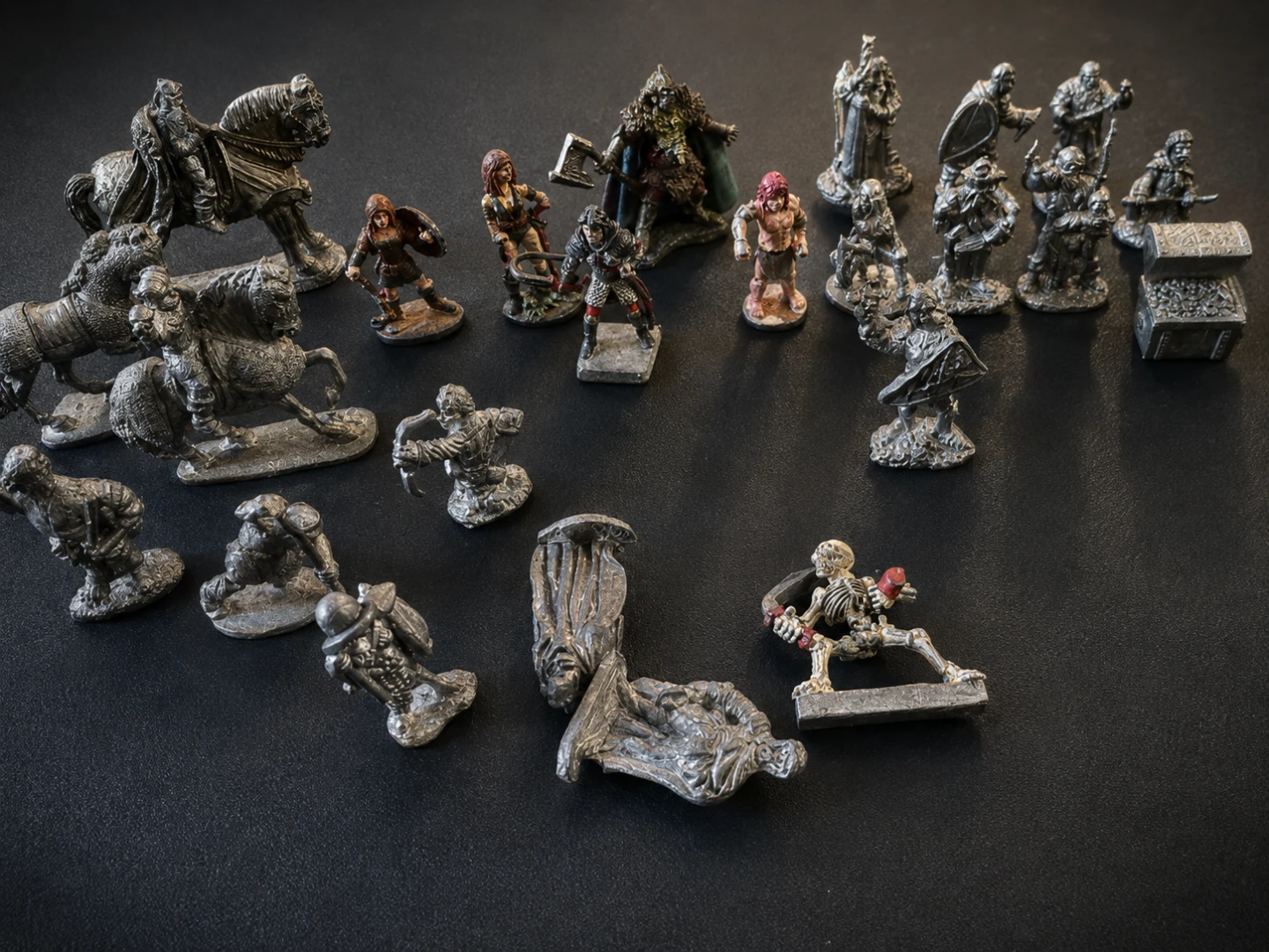 Miniature Metal Figures - Fantasy Lot 1979 D and - photo 3