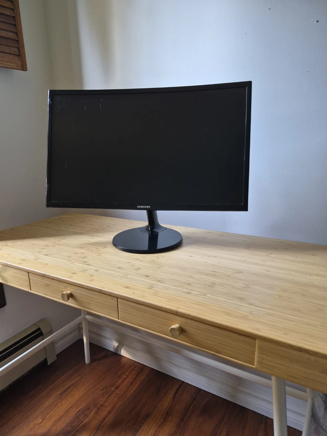 Samsung Curved Monitor