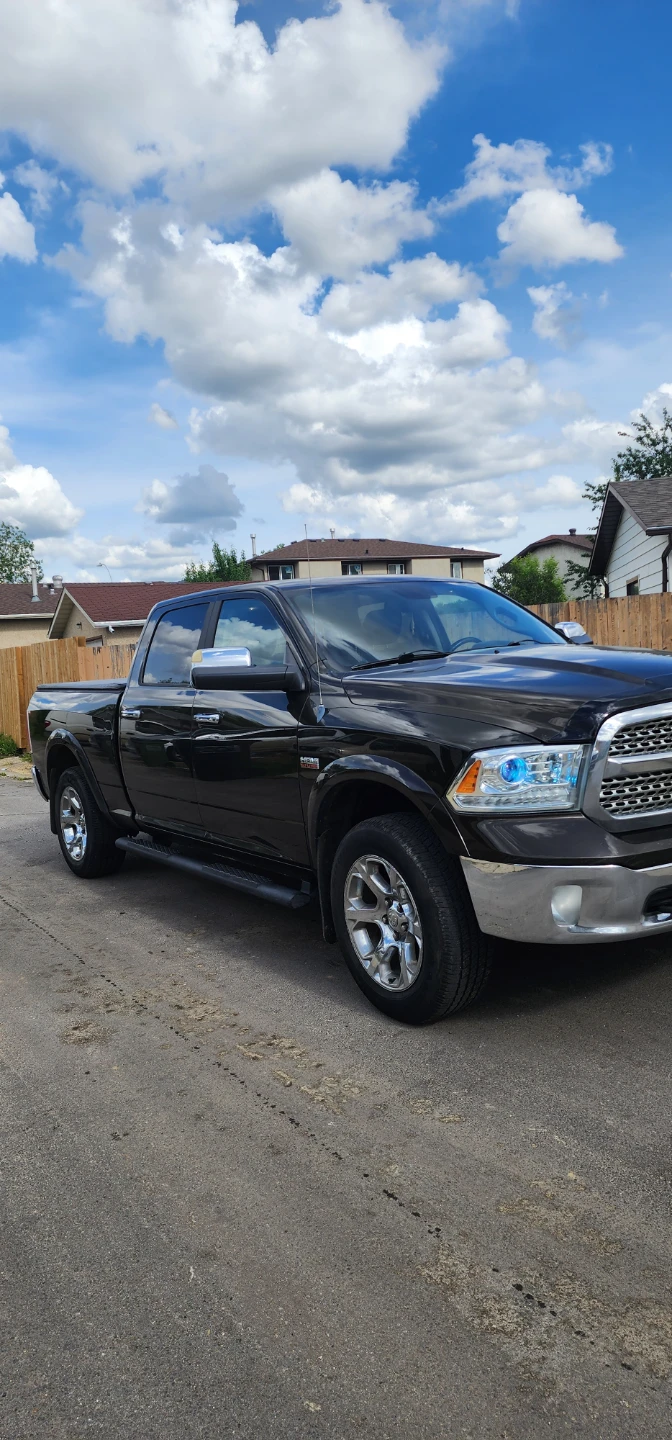Ram Laramie v8 5.7l 2013 - photo 2