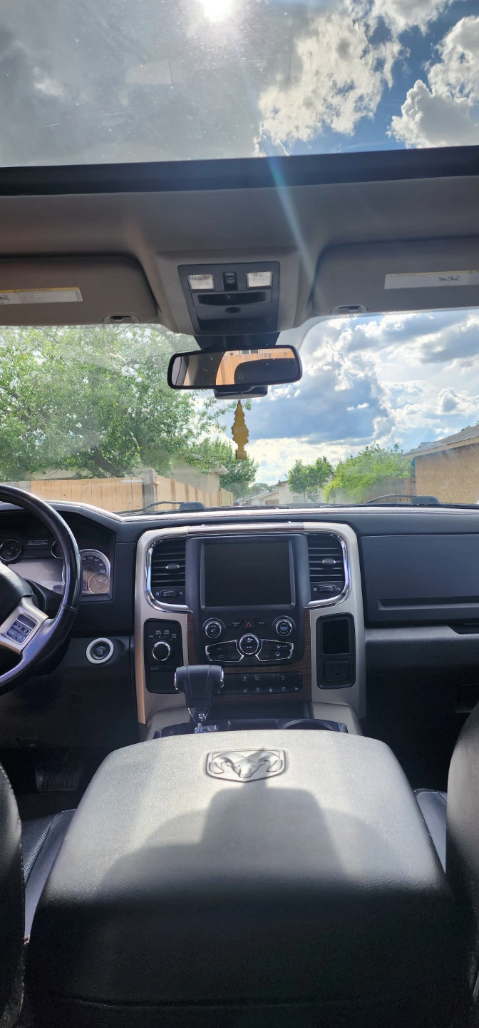 Ram Laramie v8 5.7l 2013 - photo 4