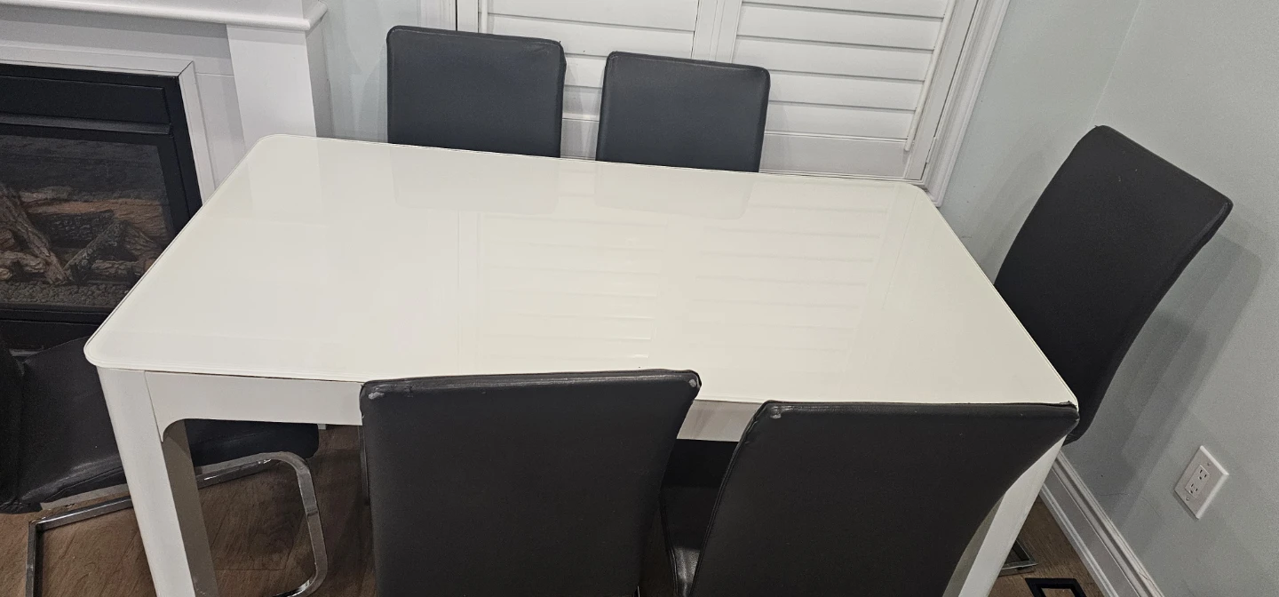 White Dining Table with 6 Black Chairs