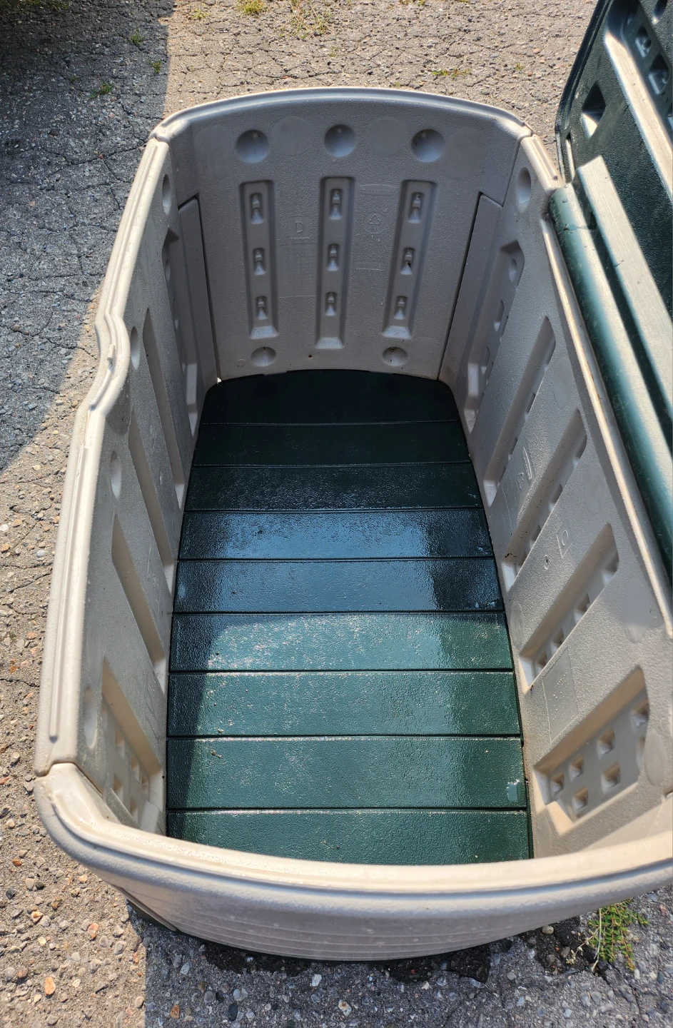 Rubbermaid Deck Box. - photo 2